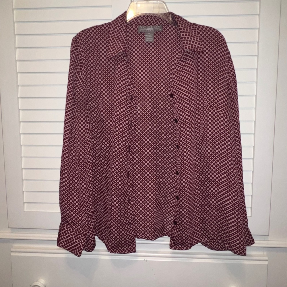VTG Norton McNaughton Petites Burgundy Geometric Diamond Button Down‎ Blouse 14P